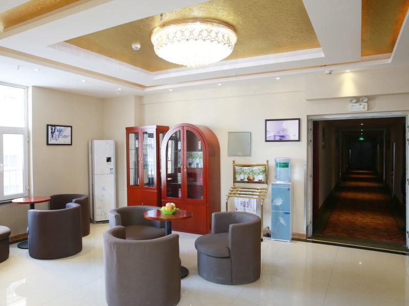 Greentree Inn Bole Wanxianghui Express Hotel Eksteriør billede