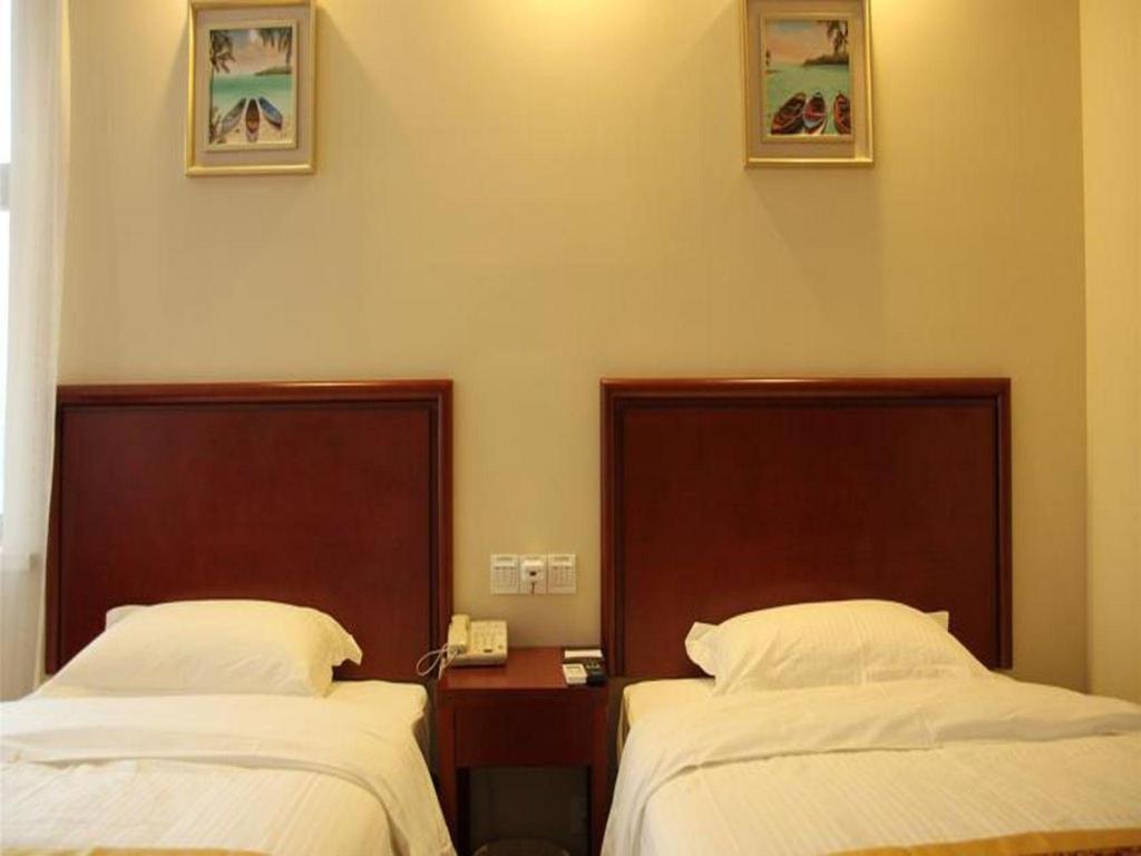 Greentree Inn Bole Wanxianghui Express Hotel Eksteriør billede